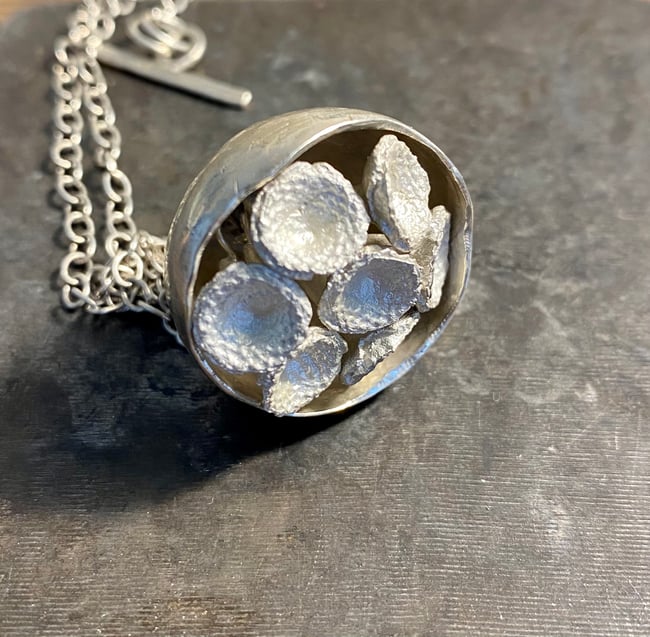 Dry flower bell pendant 