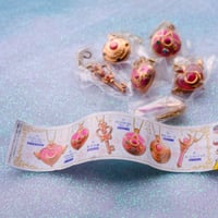 Image 4 of Sailor Moon Diecast Charm Gashapon Set (Rose Gold)