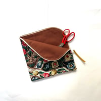 Image 3 of Tudor Rose Barkcloth Project Bag