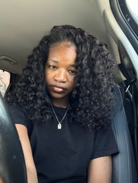 Image 5 of The Natural Glow Curl (Half Wig)