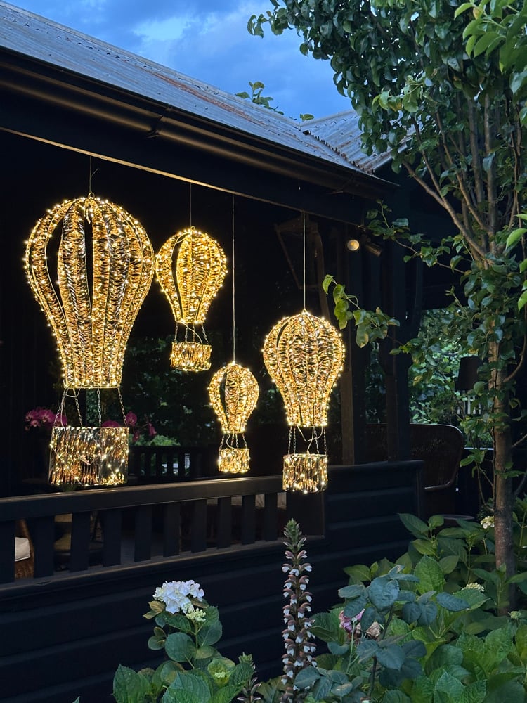 Image of Balloon with LED and Gold Foil