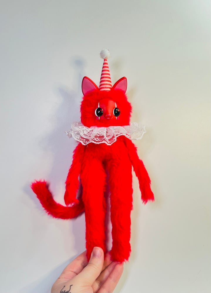Clown Cat (red) Image 2