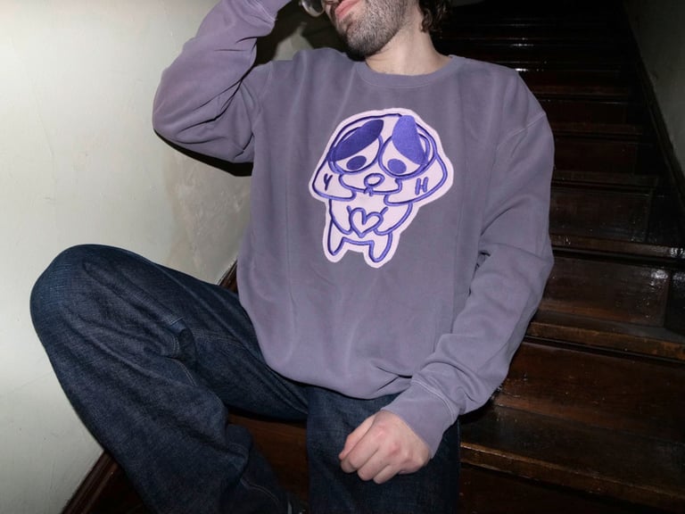 GARMENT DYED CREWNECK (PLUM) Image 3