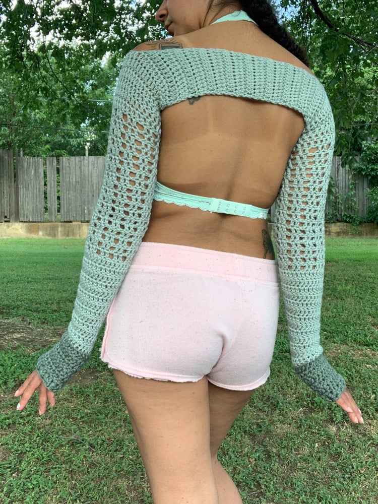 Image of ✧Fern Shrug