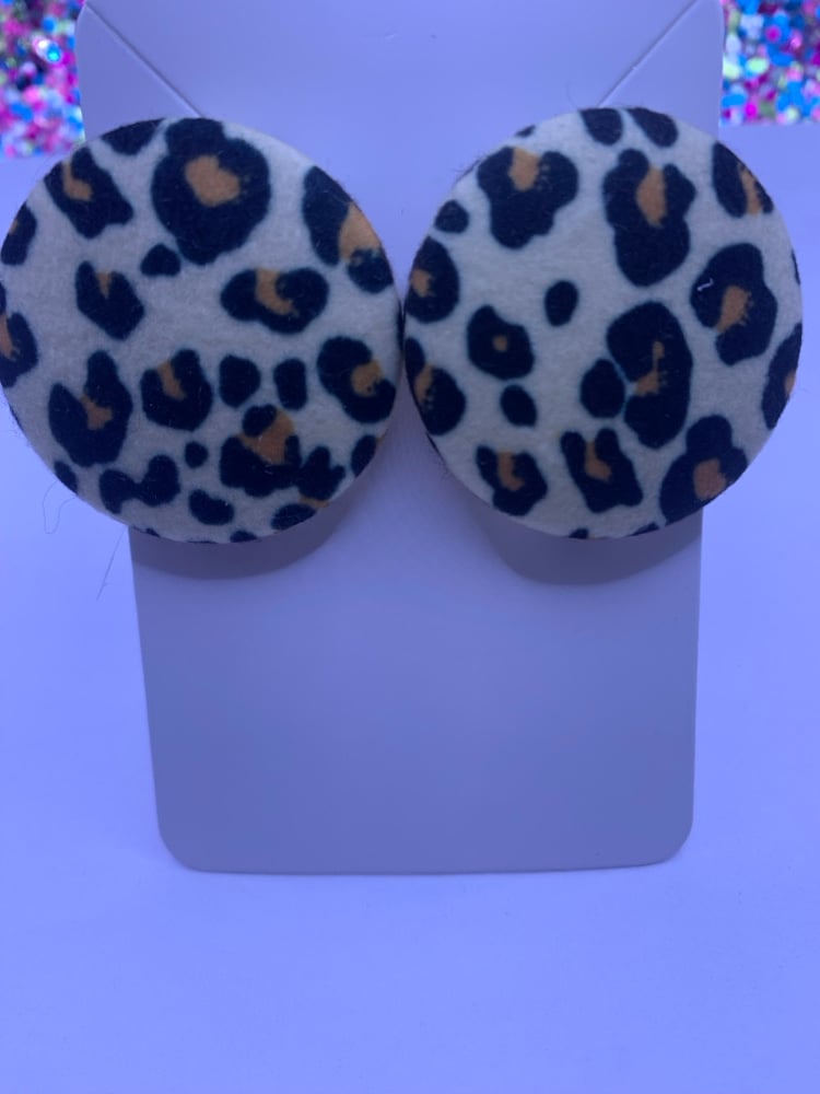 Image of Animal Print Button Earrings 