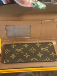 Image 3 of Luxury & Classy Women Wallets