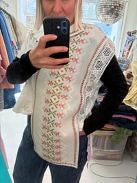 Image 9 of Daisy shirt 🌸 (one size)