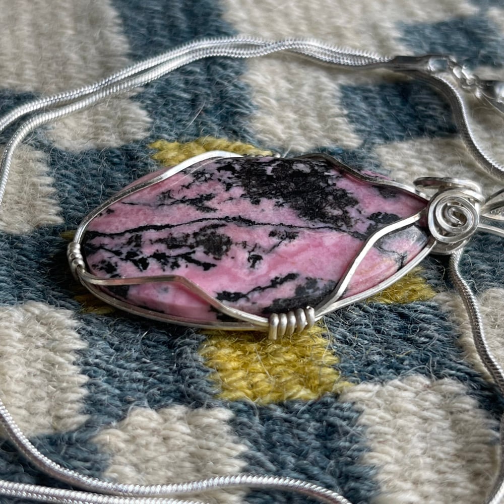 Rhodonite Cabochon Pendant on Necklace 