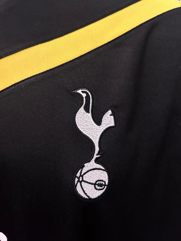 Image of Tottenham Hotspur “MODRIC 14” 2011/12 Third Shirt + patches (L)