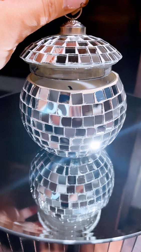 Image of Groovy candle
