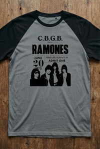 Image 3 of Camiseta Baseball Ramones (CBGB)