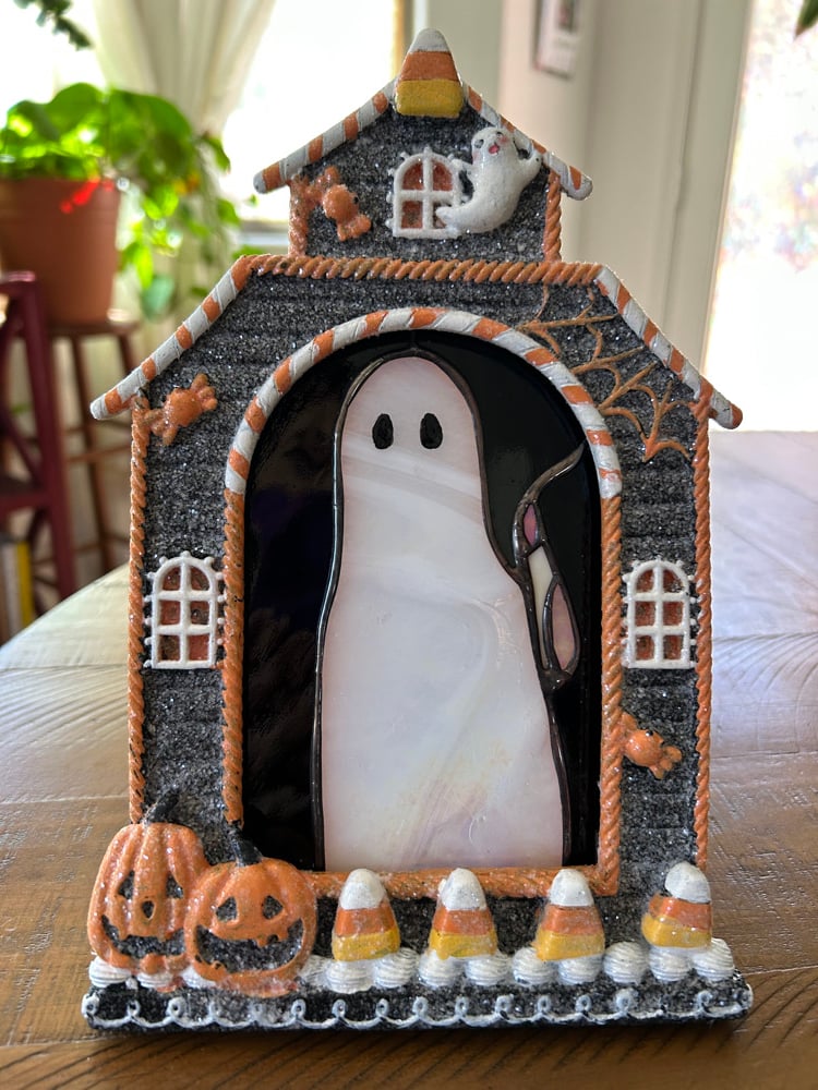 Image of Candy House Ghosty