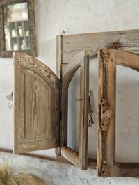 Image 3 of La fenêtre volet