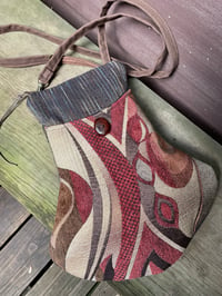 Image 5 of Large Zippertop Tapestry Bell Bag