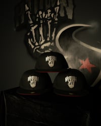 Image 4 of New Era 59Fifty La Parka by Leon x Supremo