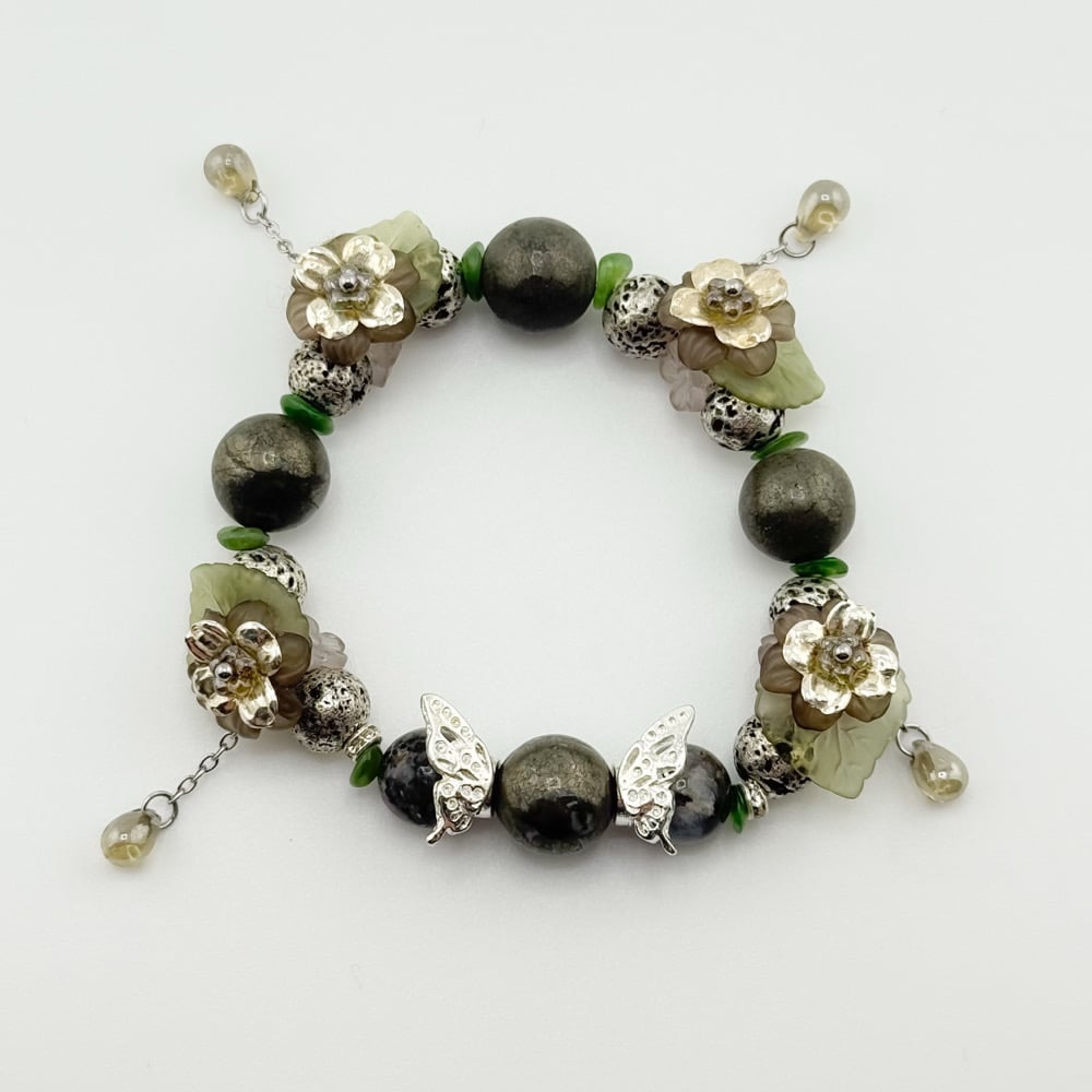 Image of Little Nest Bracelet 
