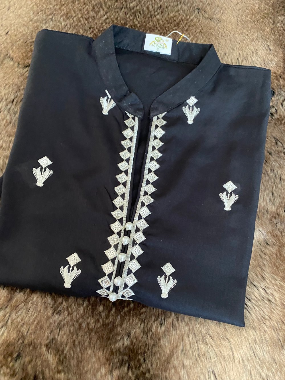 So kamal Kurta Black and silver 