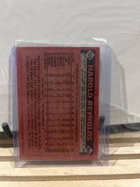 Image 2 of Topps Harold Reynolds 1986 card
