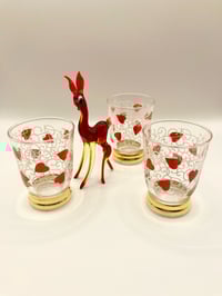 Small Heart Patterned Tall Glasses