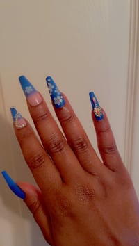 Image 3 of Nails - Long (Blue)