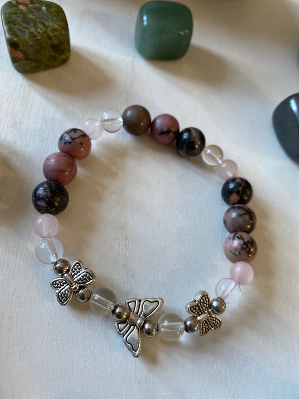 Image of 8mm Rhodonite, Rose Quartz, & Clear Quartz Butter”Fly” Bracelet