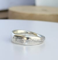 Image 1 of Drift Line Texture Ring