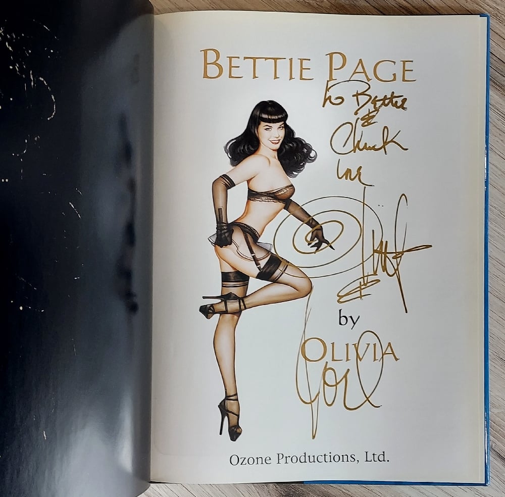 Bettie Page, by Olivia De Berardinis - SIGNED