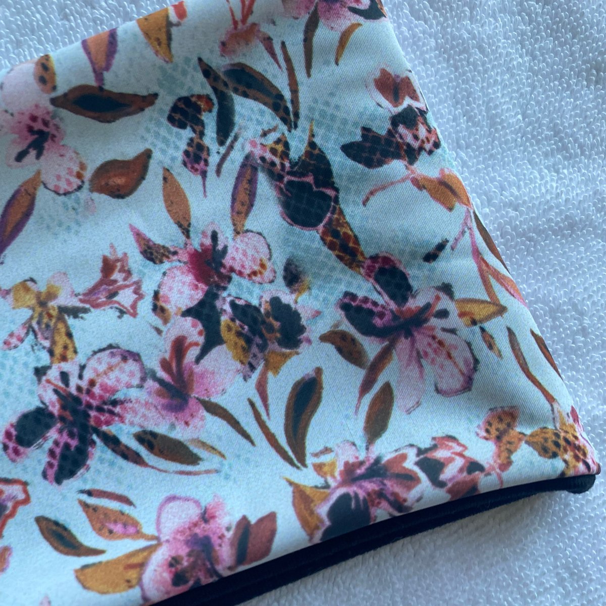 Image of SAMPLE BANDEAU : BETWEEN SEASONS X BLACK 