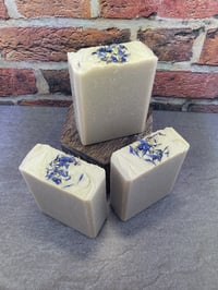 White Woods Body Bar