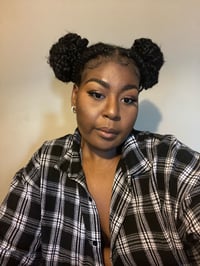 Image 2 of Pre-twisted Passion Twist Crochet Hair