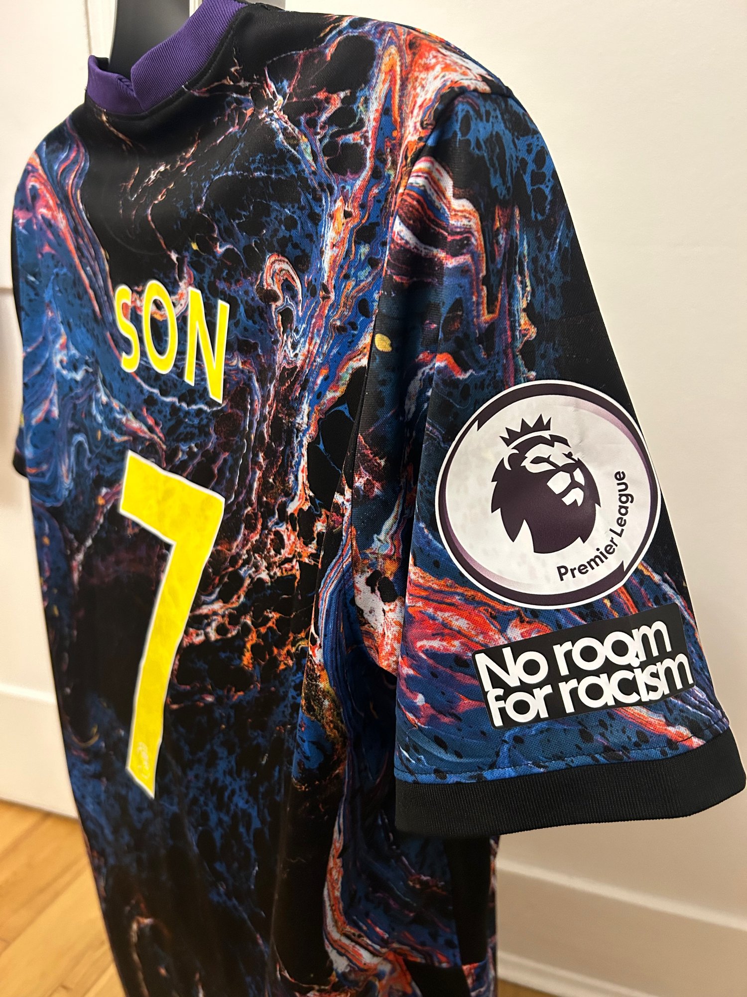 Image of Tottenham Hotspur “SON 7” 2021/22 Away Shirt + patches (L)