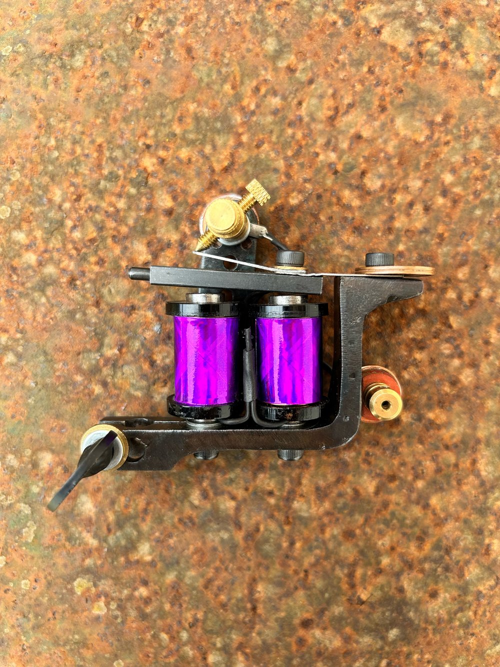 Handmade Custom Bulldog - PURPLE COILS - Medium Liner (5-11)