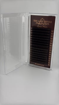 Image 2 of Espresso Martini Darkest Brown trays .03 🤎