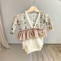 Image 2 of Sitter romper - Lara - beige | 9-12 months | photo props