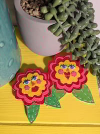 Image 3 of Flower Face Brooch