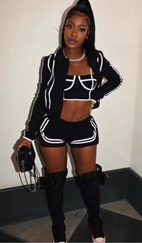 Image 3 of Off dury glam 3 piece 