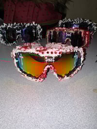 Image 1 of SNOWING BLOOD SHADES 
