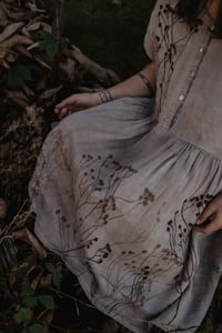 Image 5 of Inverno • Light brown linen dress