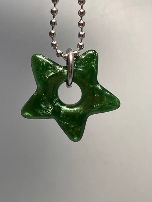 Image of green stardust