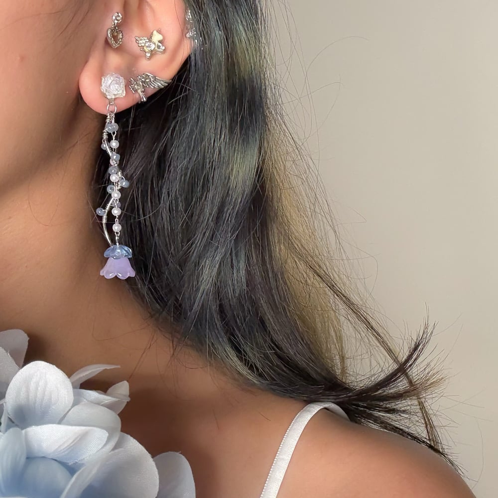 Image of Spring Rain Earrings