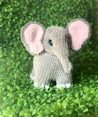 Image 3 of Elephant