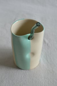 Image 7 of Straight-Sided Grip Straw Cup