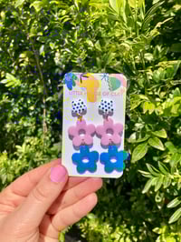 Image 1 of DAISY CHAINS - Pink/Blue