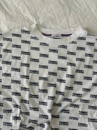 Image 2 of Tommy Hilfiger t shirt // L