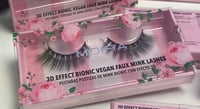 Image 3 of Moira 3D effect Bionic Vegan Faux Mink Lashes 009,Daring 