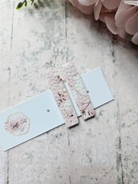 Image 19 of Alligator Hair Clips