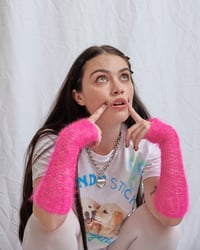 Knitted pink neon sleeves
