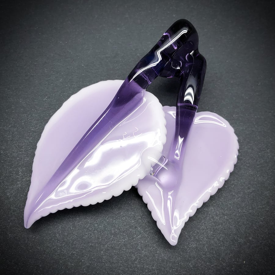 Image of Lavender Double Leaf Pendant