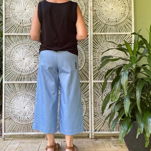 Image of Linea pants 4/5 - Pale Blue Denim