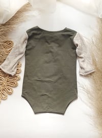 Image 3 of Bodysuit for boys | Rob | 9-12 months | army green | sitter